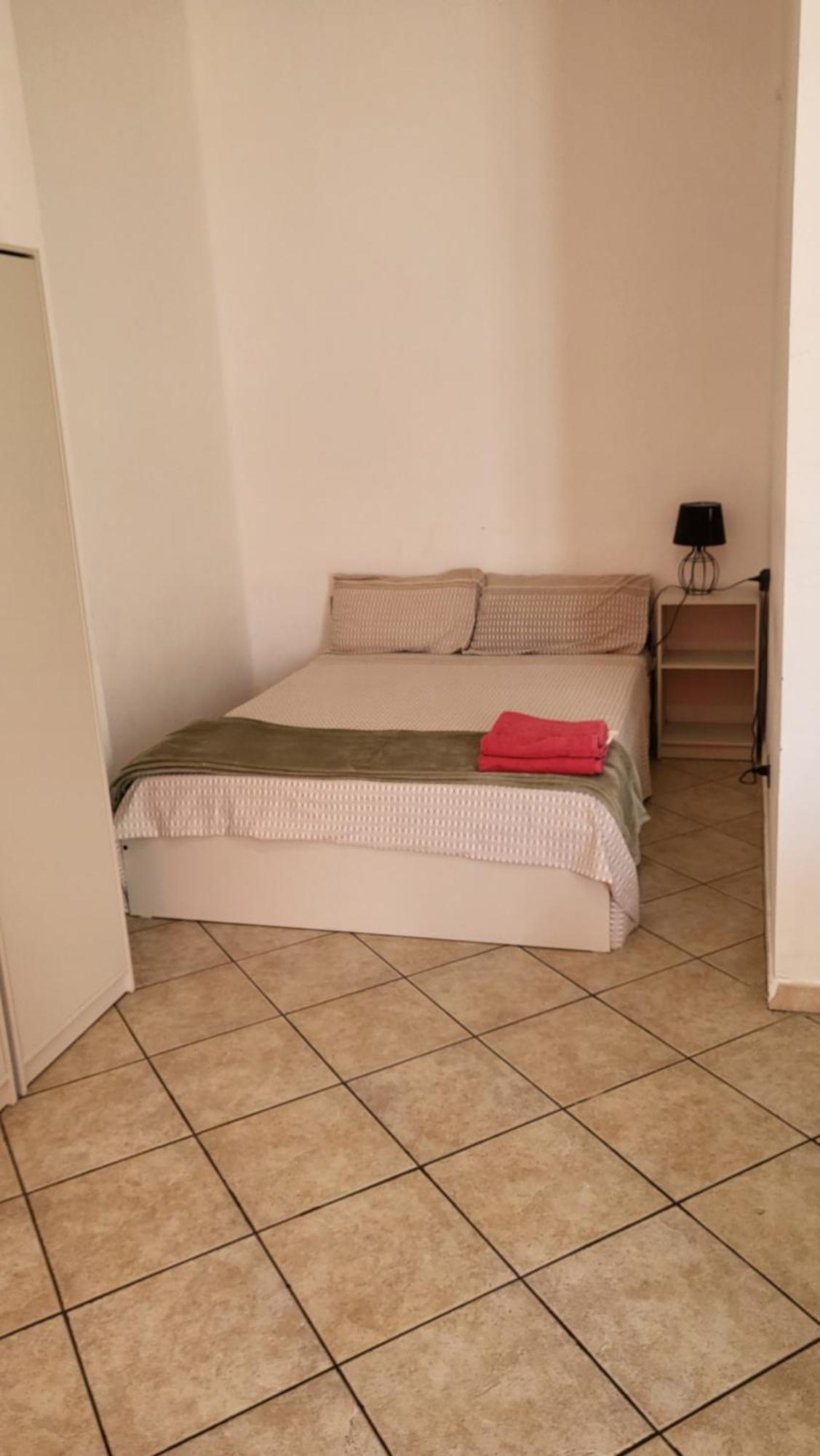 Casa Manzoni Apartment Новара Екстериор снимка