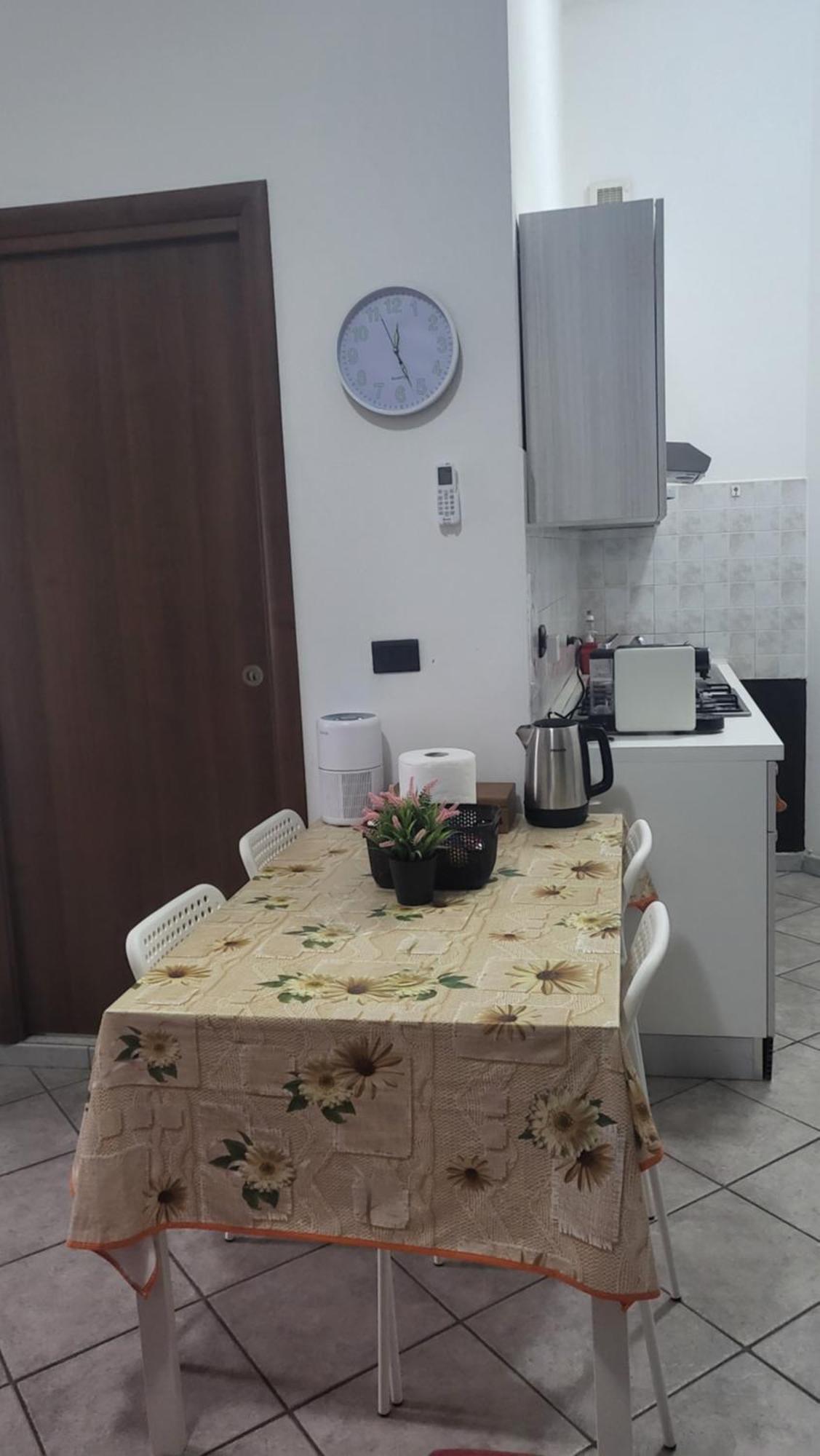 Casa Manzoni Apartment Новара Екстериор снимка