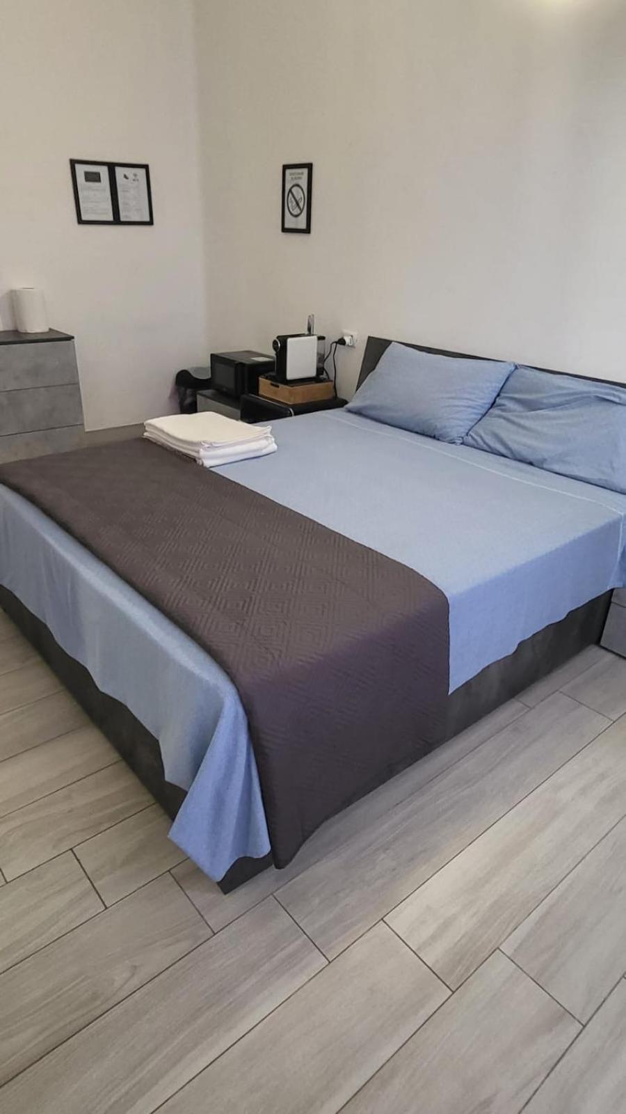 Casa Manzoni Apartment Новара Екстериор снимка