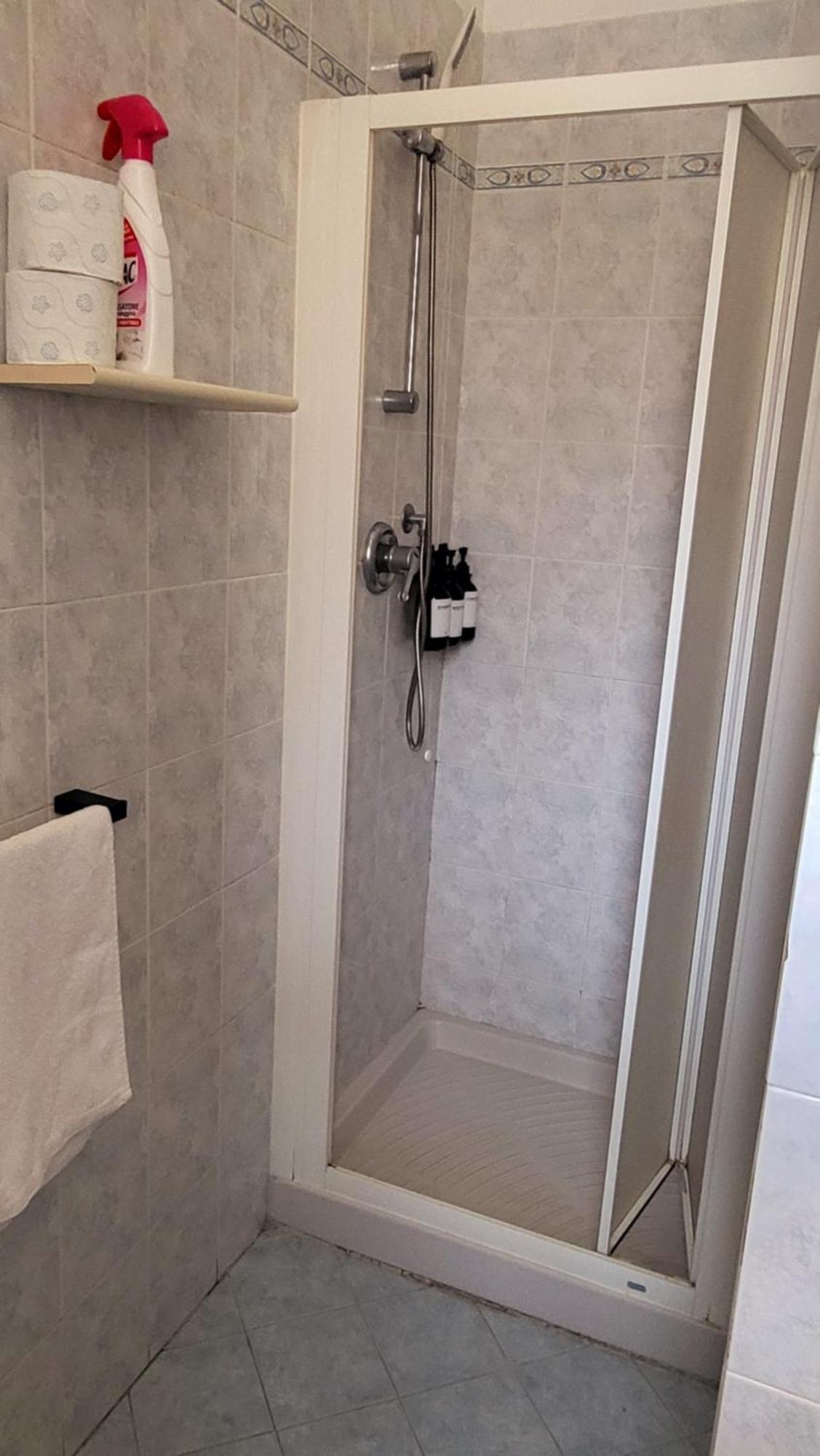 Casa Manzoni Apartment Новара Екстериор снимка